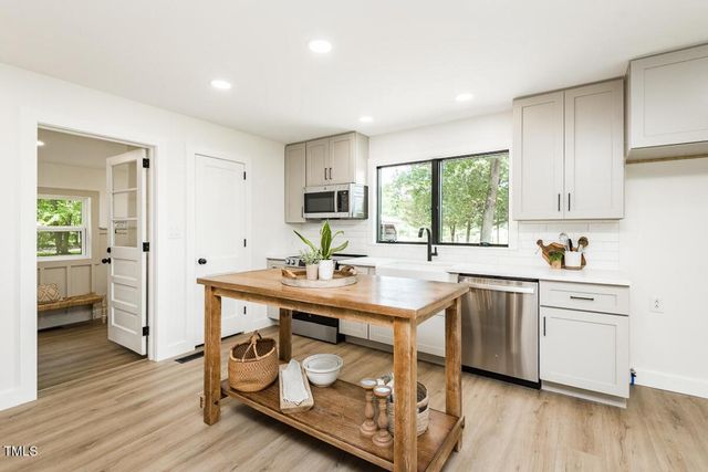 5707 Lebanon Road, Mebane, NC 27302