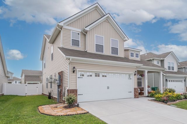 1605 Medinah Ln, Lebanon, TN 37087