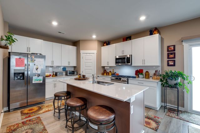 1605 Medinah Ln, Lebanon, TN 37087