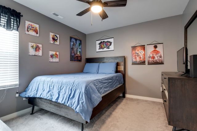 1605 Medinah Ln, Lebanon, TN 37087