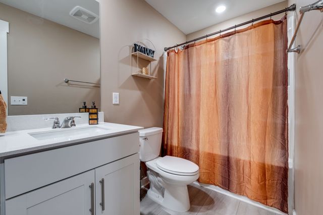 1605 Medinah Ln, Lebanon, TN 37087