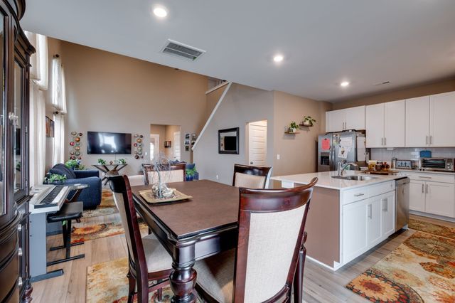 1605 Medinah Ln, Lebanon, TN 37087