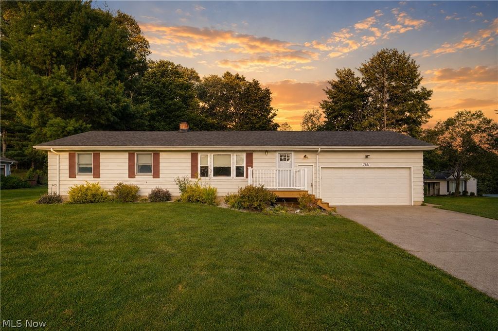 7851 N Boyden Road, Sagamore Hills, OH 44067