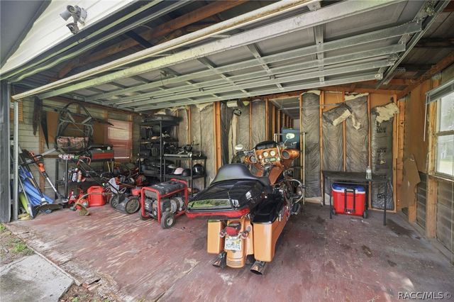 5699 S Sandalwood Way, Floral City, FL 34436