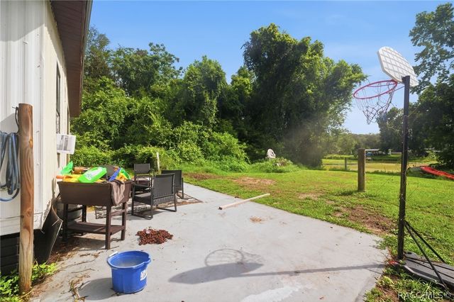 5699 S Sandalwood Way, Floral City, FL 34436