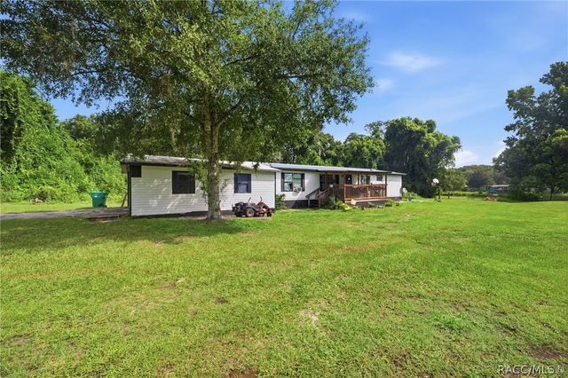 5699 S Sandalwood Way, Floral City, FL 34436