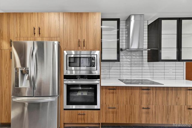 1020 N Fletcher Road, Dexter, MI 48130