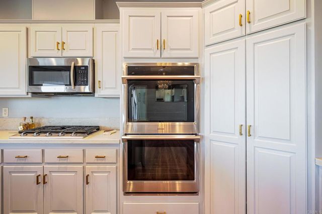 30606 Falling Star Circle, Valley Center, CA 92082