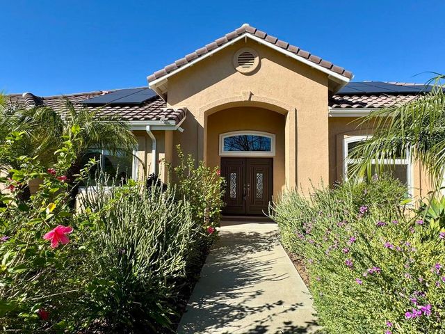 30606 Falling Star Circle, Valley Center, CA 92082