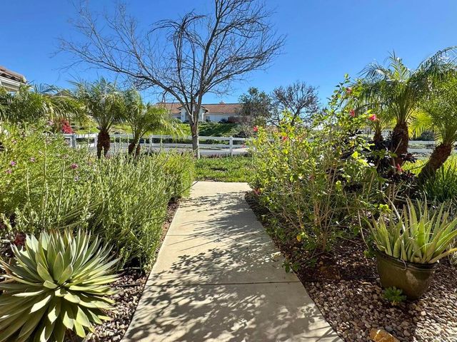 30606 Falling Star Circle, Valley Center, CA 92082