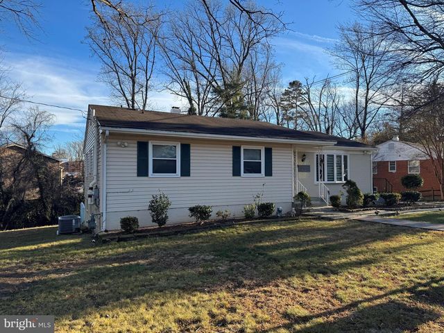131 CASMAR ST SE, Vienna, VA 22180