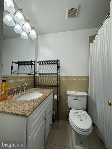 131 CASMAR ST SE, Vienna, VA 22180