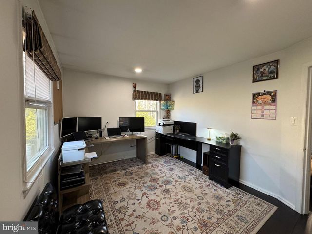 131 CASMAR ST SE, Vienna, VA 22180