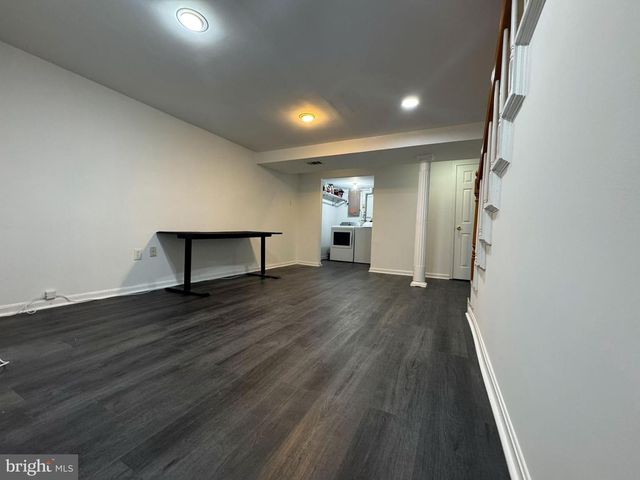 131 CASMAR ST SE, Vienna, VA 22180