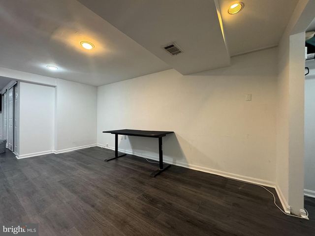 131 CASMAR ST SE, Vienna, VA 22180