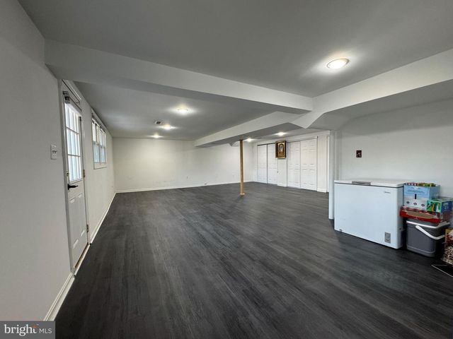 131 CASMAR ST SE, Vienna, VA 22180