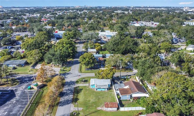 9433 2ND AVENUE, Orlando, FL 32824