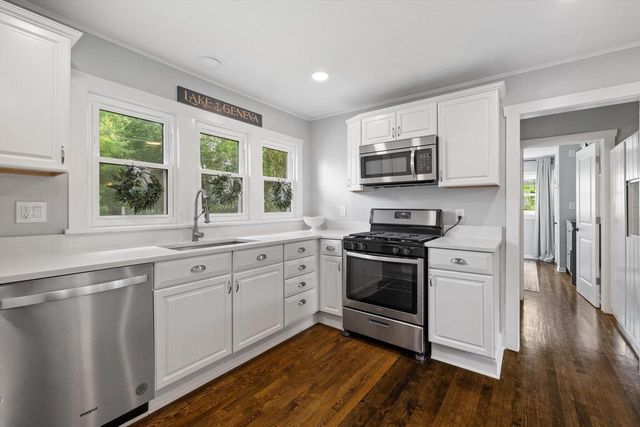 3165 Lockwood BOULEVARD, Lake Geneva, WI 53147