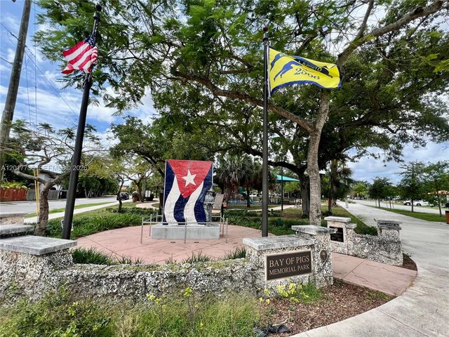 122 SW 56th Ave, Miami, FL 33134