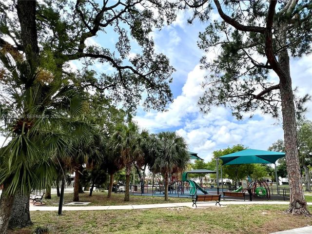 122 SW 56th Ave, Miami, FL 33134