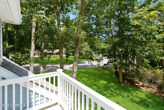 34 Laurelwyck Drive, Waretown, NJ 08758