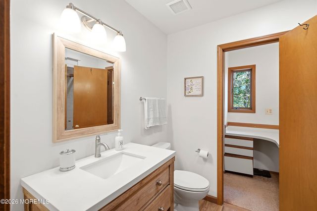 34 Laurelwyck Drive, Waretown, NJ 08758