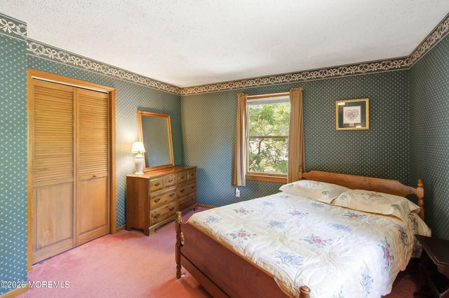 34 Laurelwyck Drive, Waretown, NJ 08758