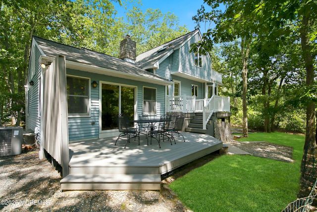 34 Laurelwyck Drive, Waretown, NJ 08758