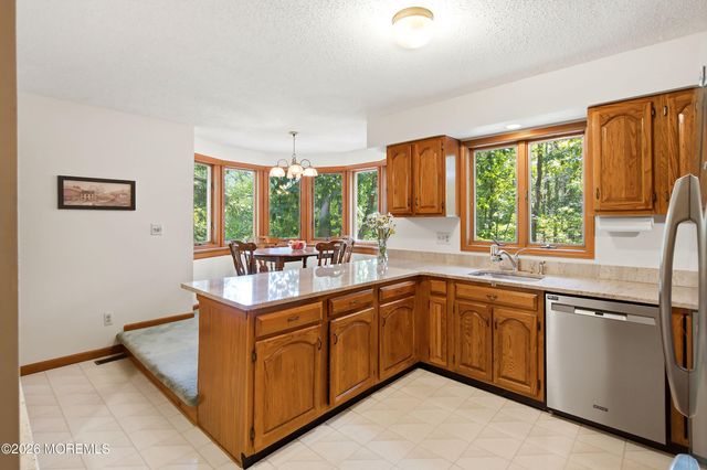 34 Laurelwyck Drive, Waretown, NJ 08758