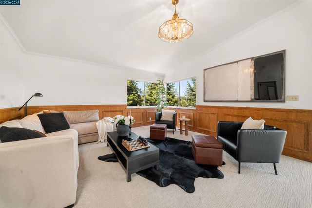 16985 Lamont Ct, Castro Valley, CA 94546