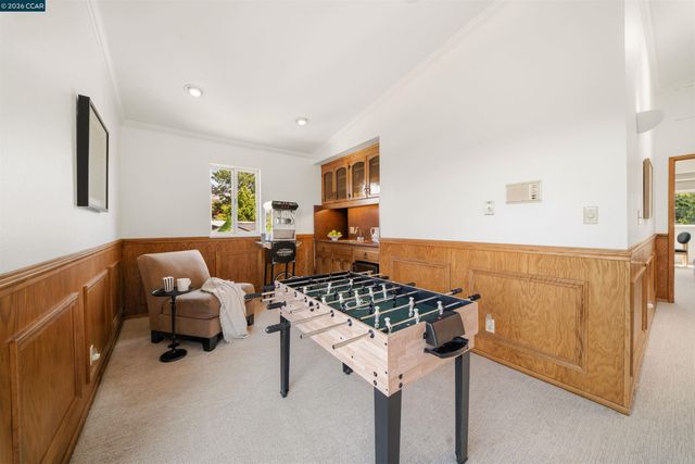 16985 Lamont Ct, Castro Valley, CA 94546