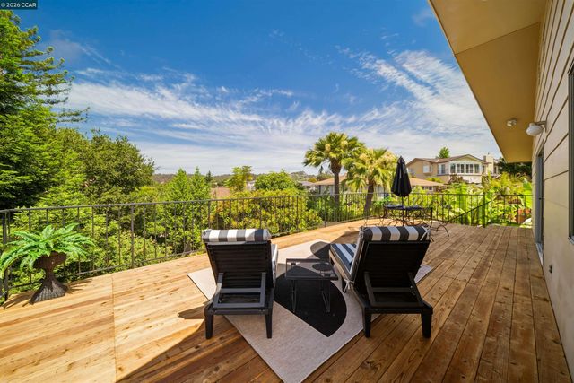 16985 Lamont Ct, Castro Valley, CA 94546