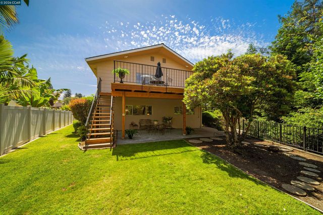 16985 Lamont Ct, Castro Valley, CA 94546