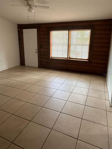 1207 3RD AVENUE E A & B3400, Bradenton, FL 34208