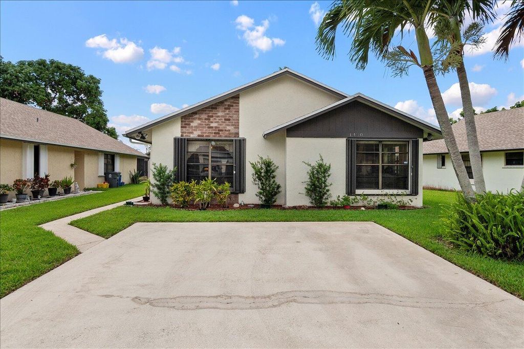 1430 Pines Lane, West Palm Beach, FL 33415