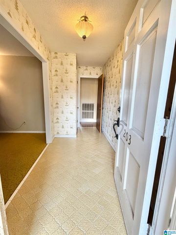 203 POPWELL AVENUE, Clanton, AL 35045