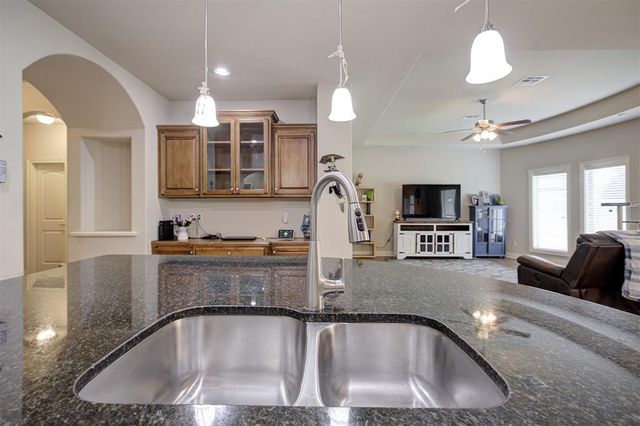 16300 W Petaluma Place, Edmond, OK 73013