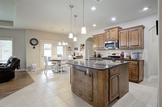 16300 W Petaluma Place, Edmond, OK 73013