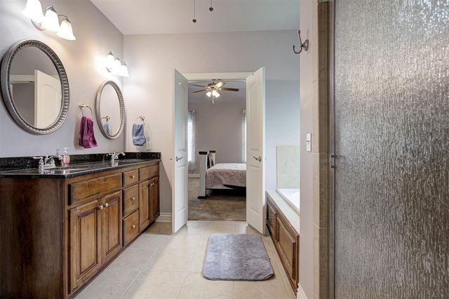 16300 W Petaluma Place, Edmond, OK 73013
