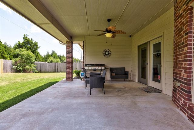 16300 W Petaluma Place, Edmond, OK 73013