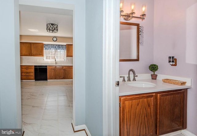 213 KING JAMES RD, Upper Marlboro, MD 20774