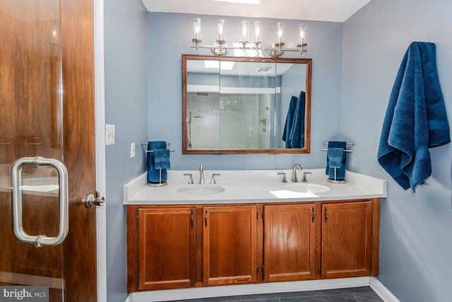 213 KING JAMES RD, Upper Marlboro, MD 20774