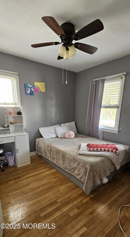 52 Martin Terrace, Woodbridge, NJ 07095