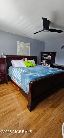 52 Martin Terrace, Woodbridge, NJ 07095