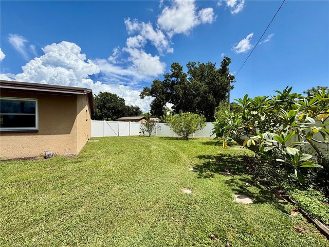 4100 45TH AVENUE N, St Petersburg, FL 33714