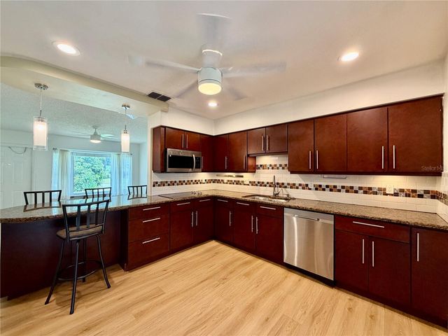 4100 45TH AVENUE N, St Petersburg, FL 33714