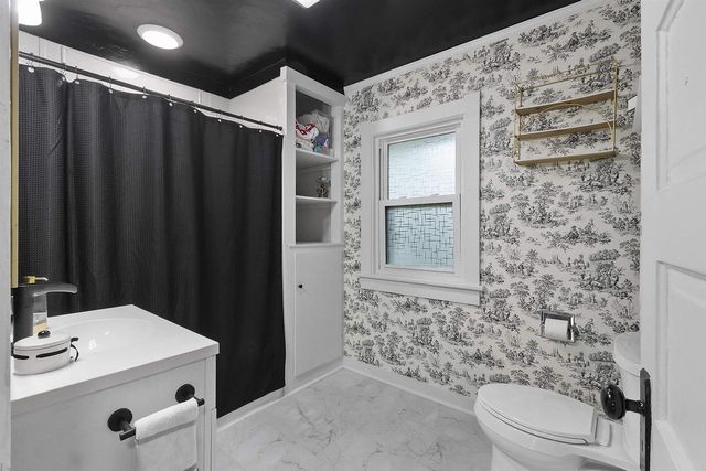 520 ELMORE STREET, Green Bay, WI 54303