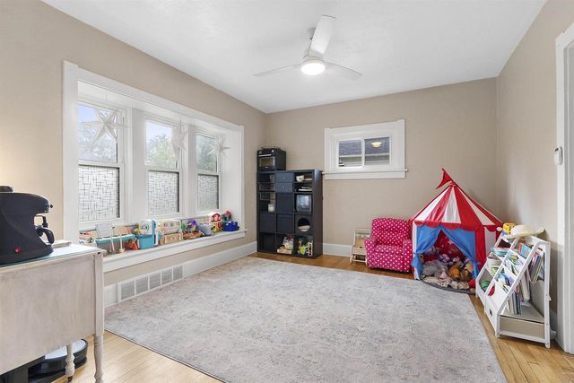 520 ELMORE STREET, Green Bay, WI 54303