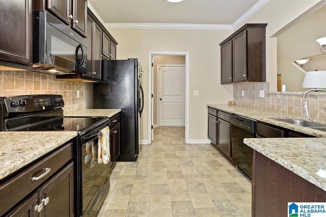 565 FULTONBROOK DRIVE, Fultondale, AL 35068