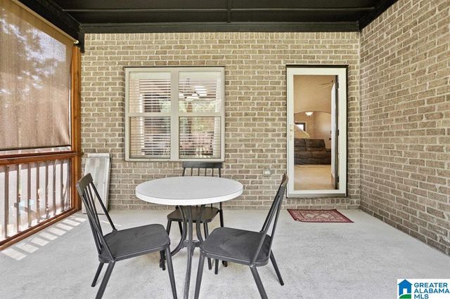 565 FULTONBROOK DRIVE, Fultondale, AL 35068